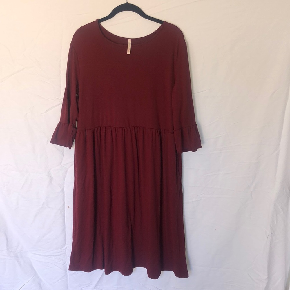 Midi burgundy dress